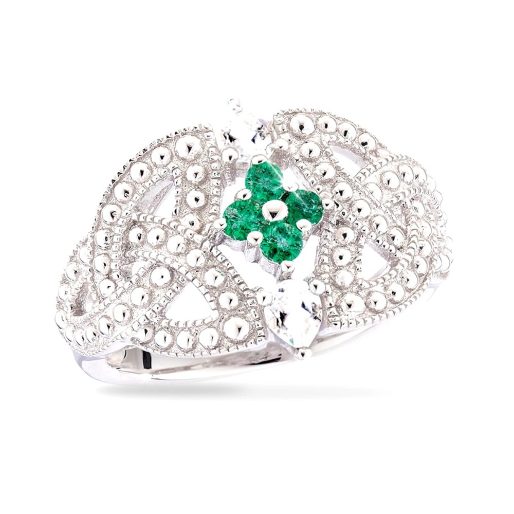 Celtic Love Knot Emerald Ring size 6